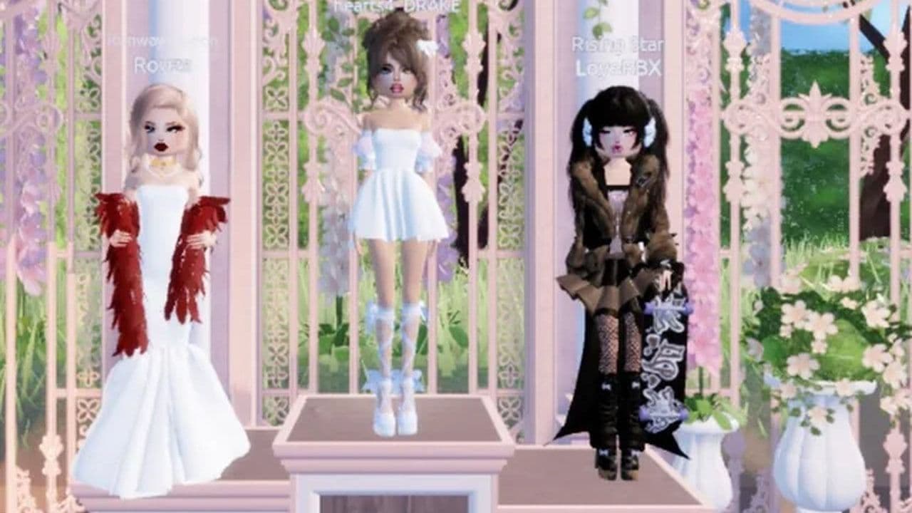 Royal Extravagance - Met Gala DTI outfit